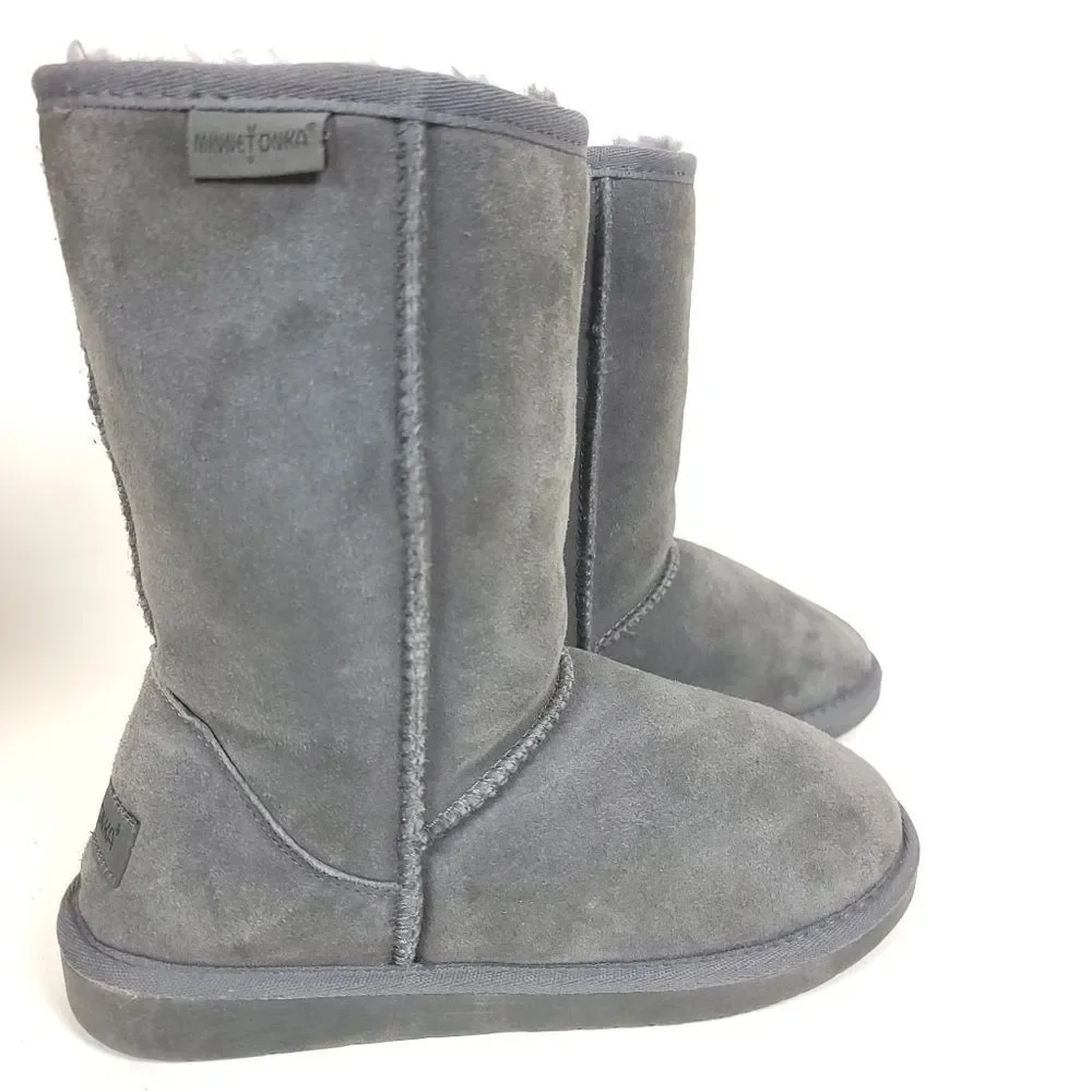 Minnetonka Women’s Olympia Boots Gray Suede Sheepskin Wool Lined Winter Size 7